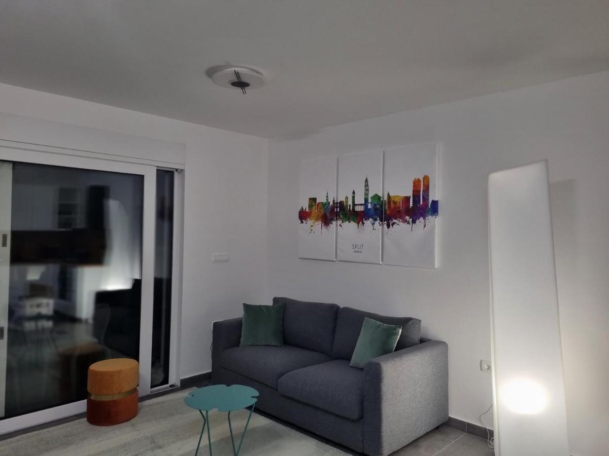Luxury Apartment- Balcony- Private Rooftop And Jacuzzi- Common Pool Trogir Bagian luar foto