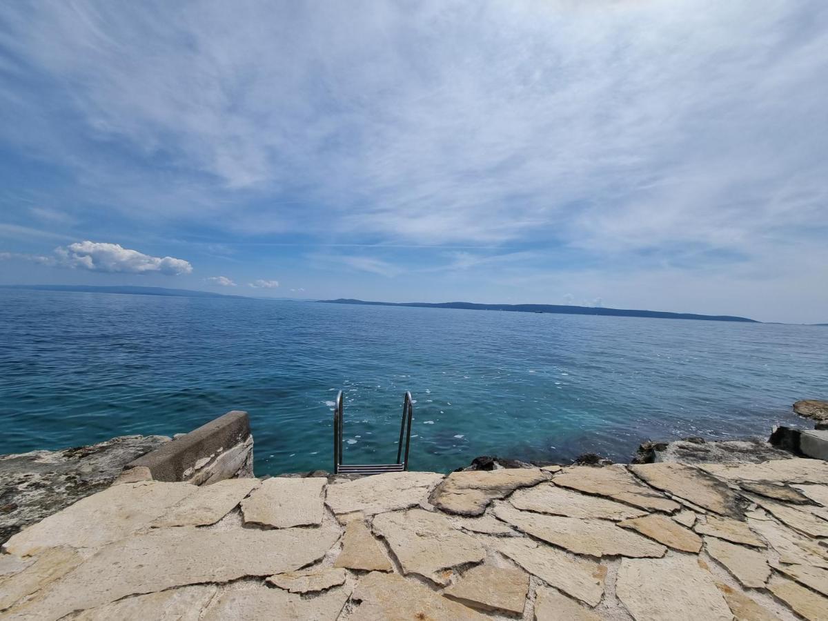 Luxury Apartment- Balcony- Private Rooftop And Jacuzzi- Common Pool Trogir Bagian luar foto